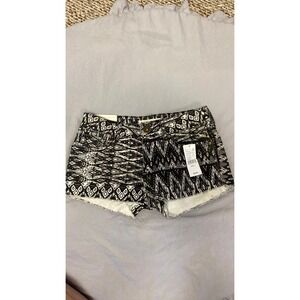 NWT Bullhead shorts